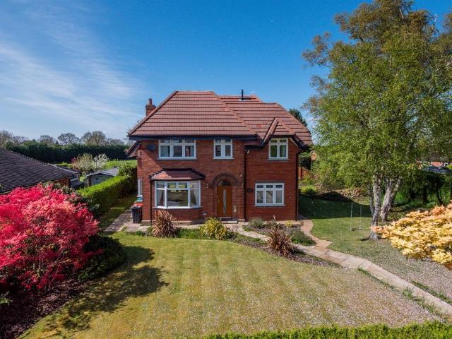 House for sale in Allostock