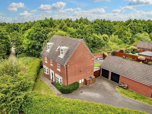 House for sale in Upton Rocks, Widnes