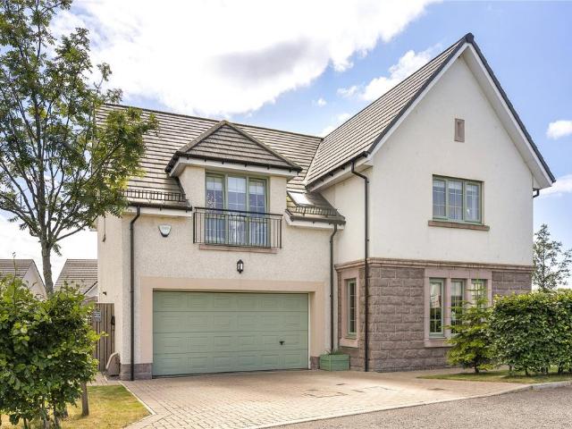 House for sale in Ballindoch, Scotland