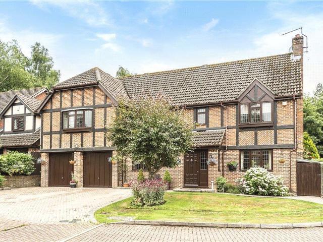 House for sale in Moulsham Green, Hart