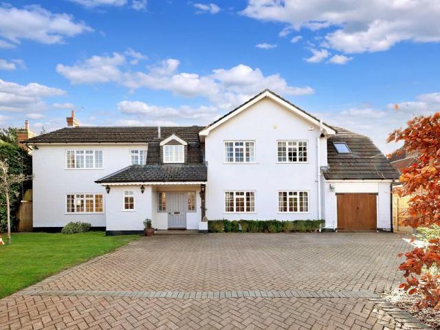 House for sale in Beaconsfield, Knotty Green