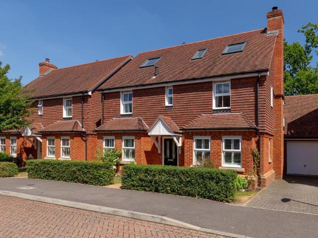House for sale in Red Hill, Surrey