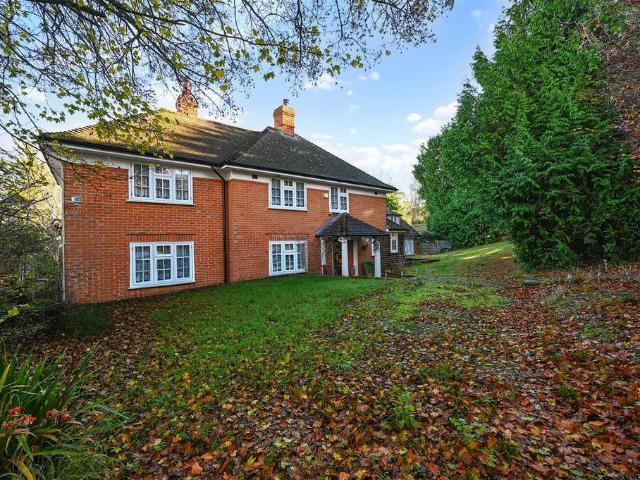 House for sale in Westfield, Heathlands