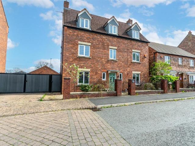 House for sale in Middlewich