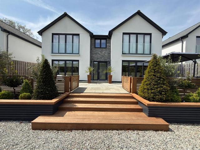 House for sale in Pentewan Valley, Pentewan