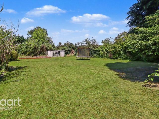 House for sale in Llantarnam, Wales