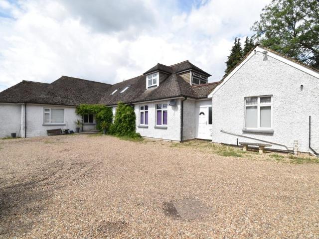 House for sale in Midway, Kent