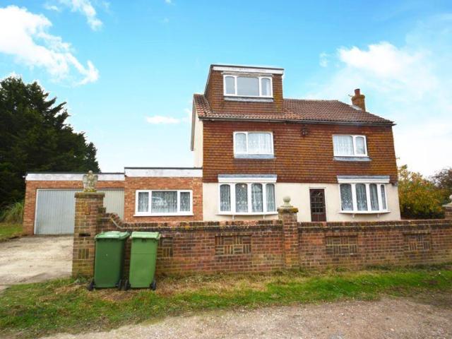 House for sale in Oad Street, Kent