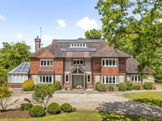 House for sale in Littlecote, West Sussex