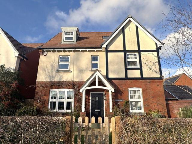 House for sale in Wareham Town, Arne