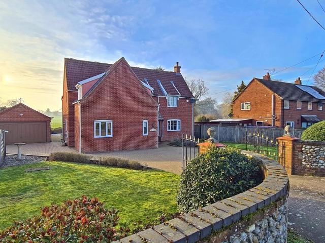 House for sale in Comers, Norfolk