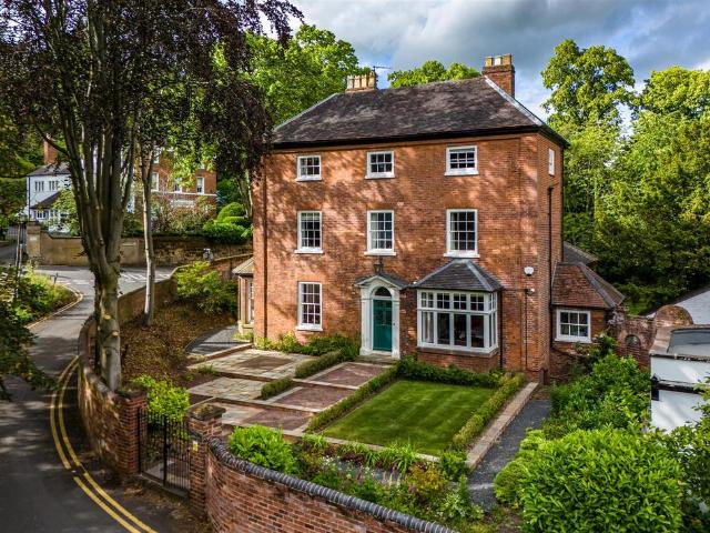 House for sale in Aldersley, Stockwell End