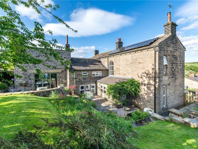 House for sale in Cullingworth, West Yorkshire