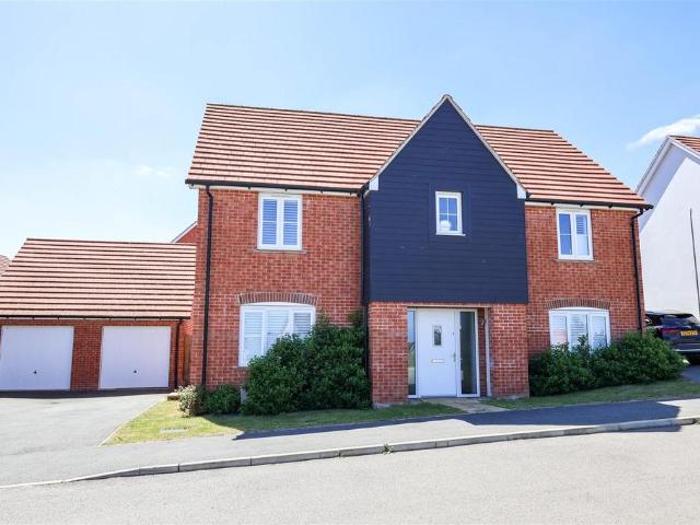 House for sale in Pleasant Valley, Duton Hill