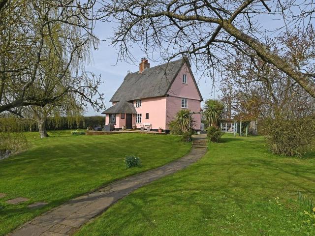 House for sale in Bedingfield, Suffolk