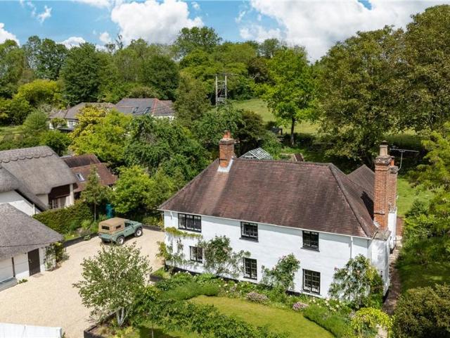 House for sale in Barton Stacey, Hampshire