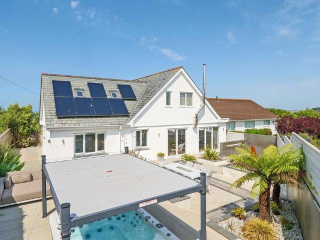 House for sale in Penbeagle, Cornwall