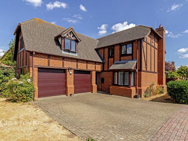 House for sale in Monkston Park, Milton Keynes