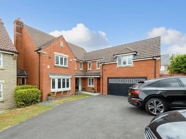 House for sale in Glastonbury, Somerset
