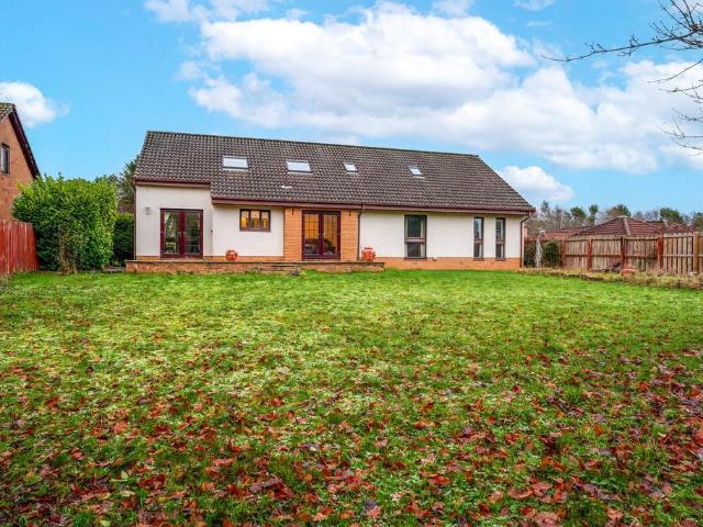 House for sale in Livingston Village, Dedridge