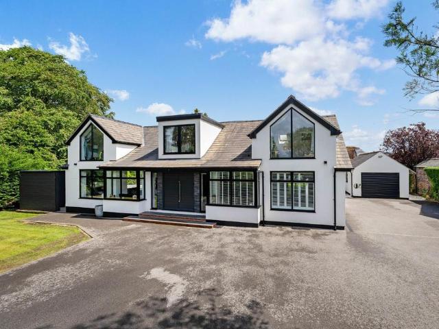 House for sale in Poynton
