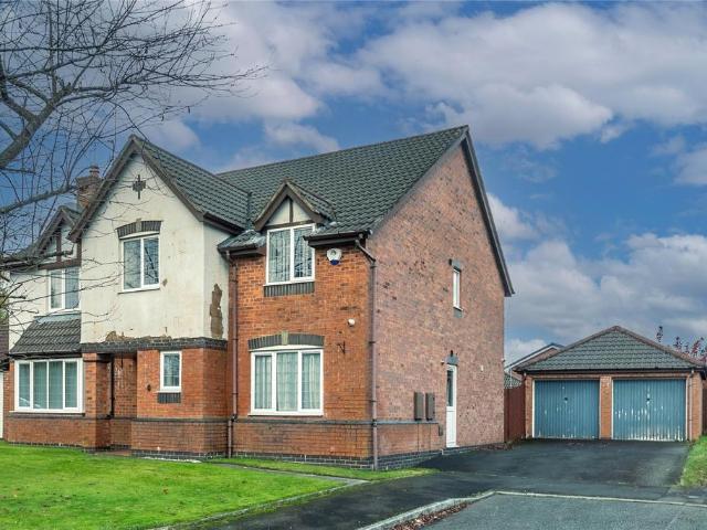 House for sale in Bamford, Burnedge