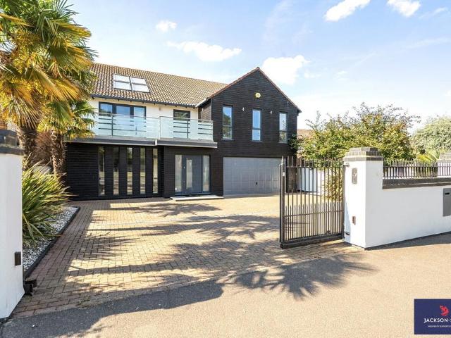 House for sale in Chedburgh, Suffolk
