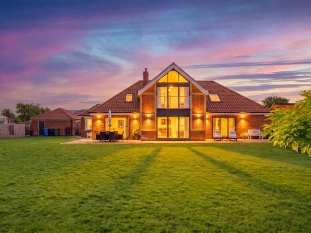 House for sale in Kirton CP, Boston