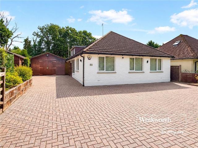House for sale in Three Legged Cross, Verwood