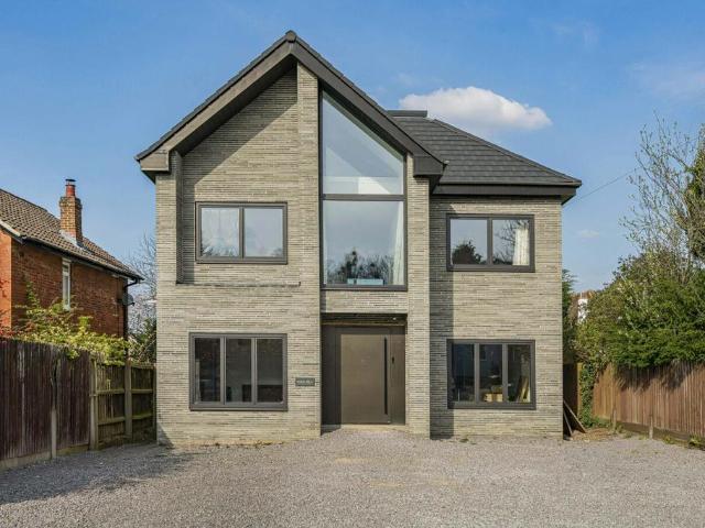 House for sale in Warden Hill, Cheltenham