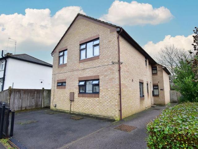House for sale in Watford Heath, North Watford