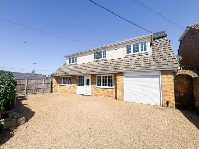 House for sale in Bowers Gifford and North Benfleet, Bowers Gifford