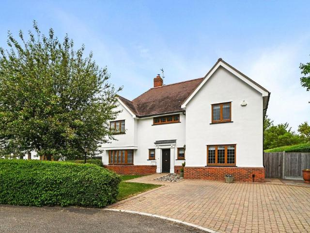 House for sale in Moreton, Epping