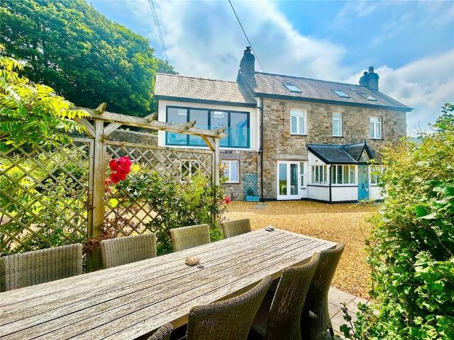 House for sale in Wales