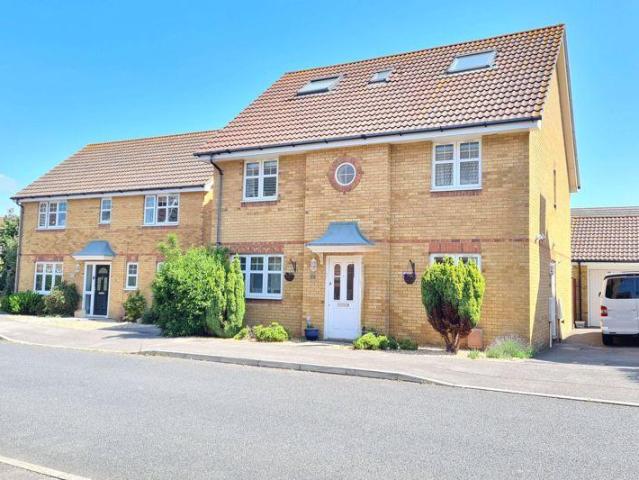 House for sale in Lee-on-the-Solent, Middlecroft