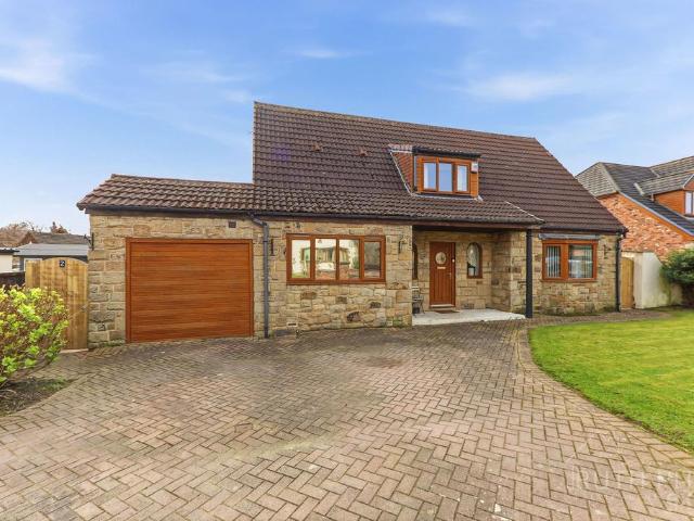 House for sale in Ackworth Moor Top, West Yorkshire