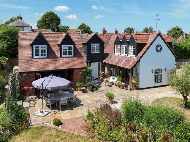 House for sale in Wingham, Ash
