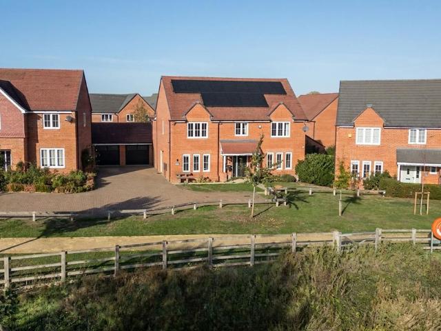 House for sale in Thame, South Oxfordshire
