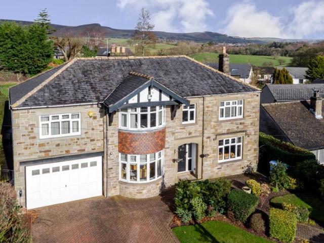 House for sale in Raikes, Skipton