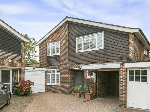 House for sale in Greater London