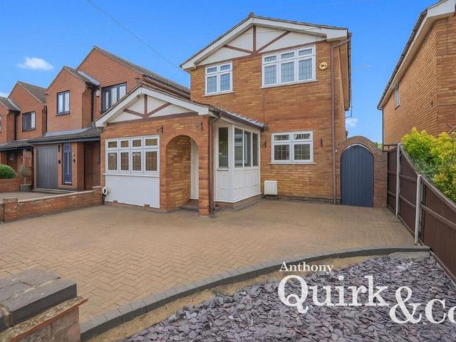 House for sale in Canvey Island