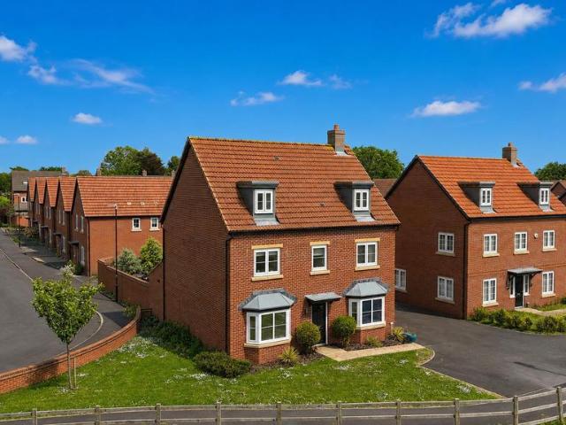 House for sale in Pamington, Gloucestershire