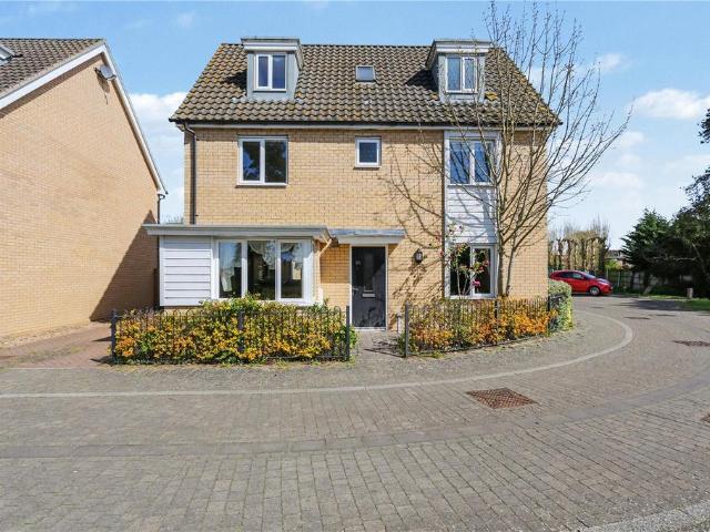 House for sale in East Bank, Norfolk