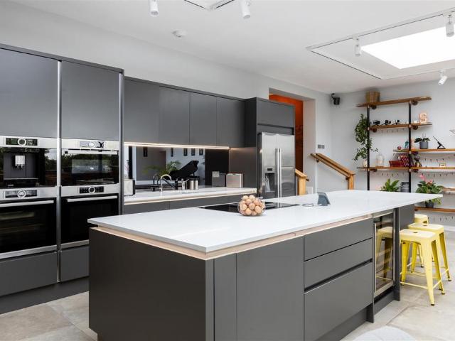 House for sale in Red Hill, Surrey