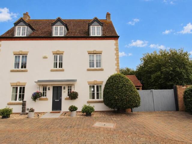 House for sale in Potton