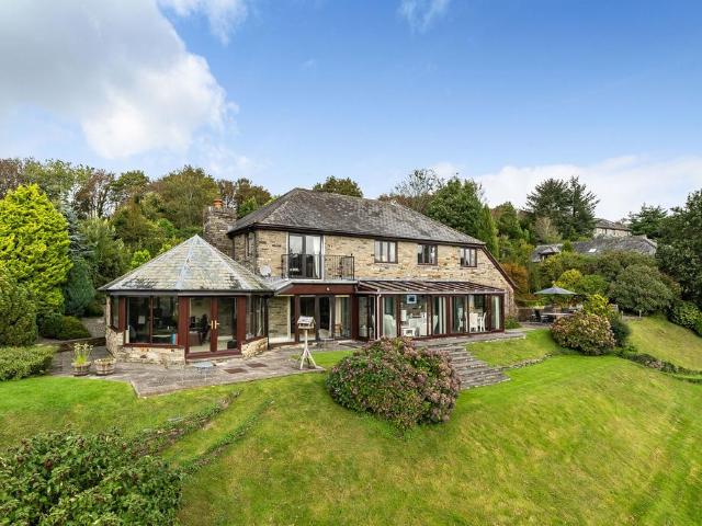 House for sale in St Mellion, Cornwall