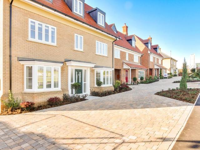 House for sale in Duton Hill, Essex