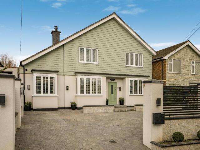 House for sale in Chearsley, Buckinghamshire