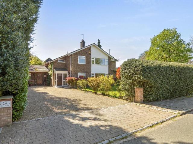 House for sale in Daws Hill, Cressex