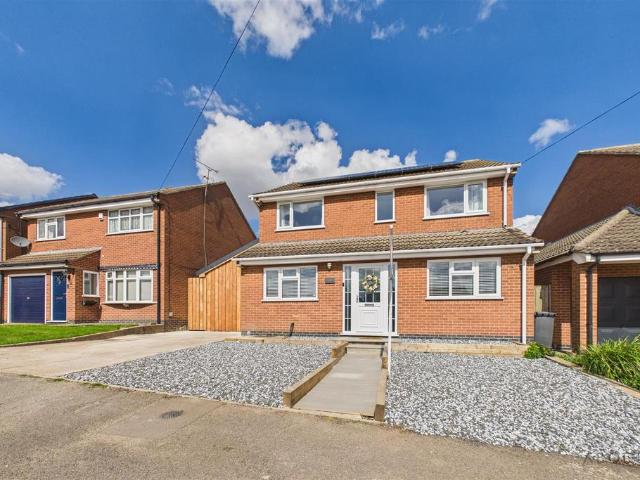 House for sale in Egginton, East Midlands